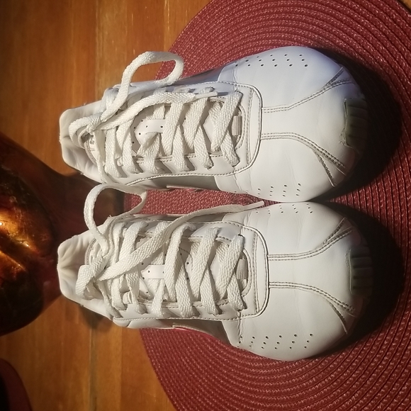 Nike Shox. Size 6.5 - Picture 4 of 11